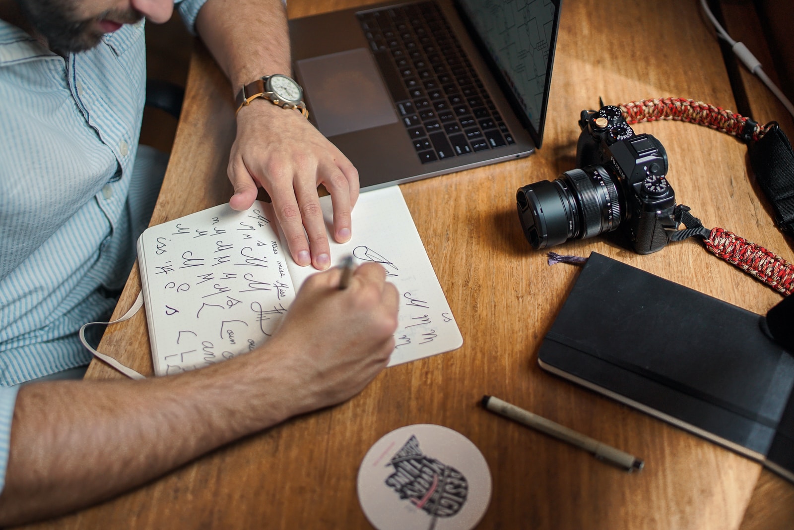 3 Unexpected Logo Designing Mistakes That You Might Be Making Right Now!